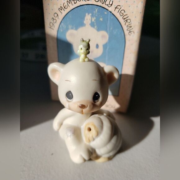 Precious Moments "Can't Bee Hive Myself Without You" 1989 - Picture 1 of 5